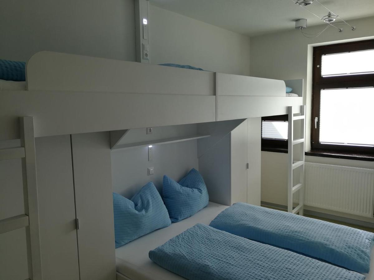 Junges Hotel Анаберг Екстериор снимка