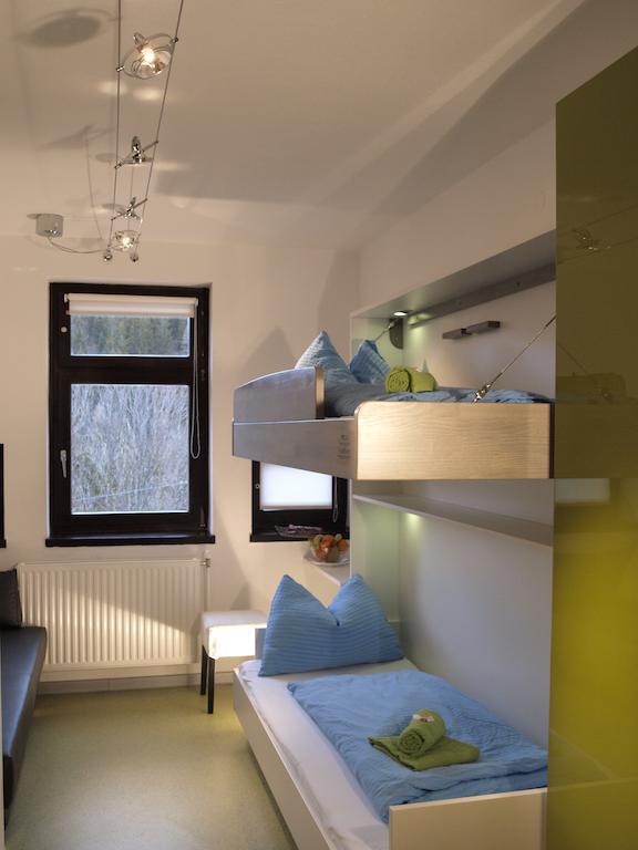 Junges Hotel Анаберг Стая снимка