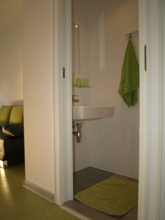 Junges Hotel Анаберг Стая снимка